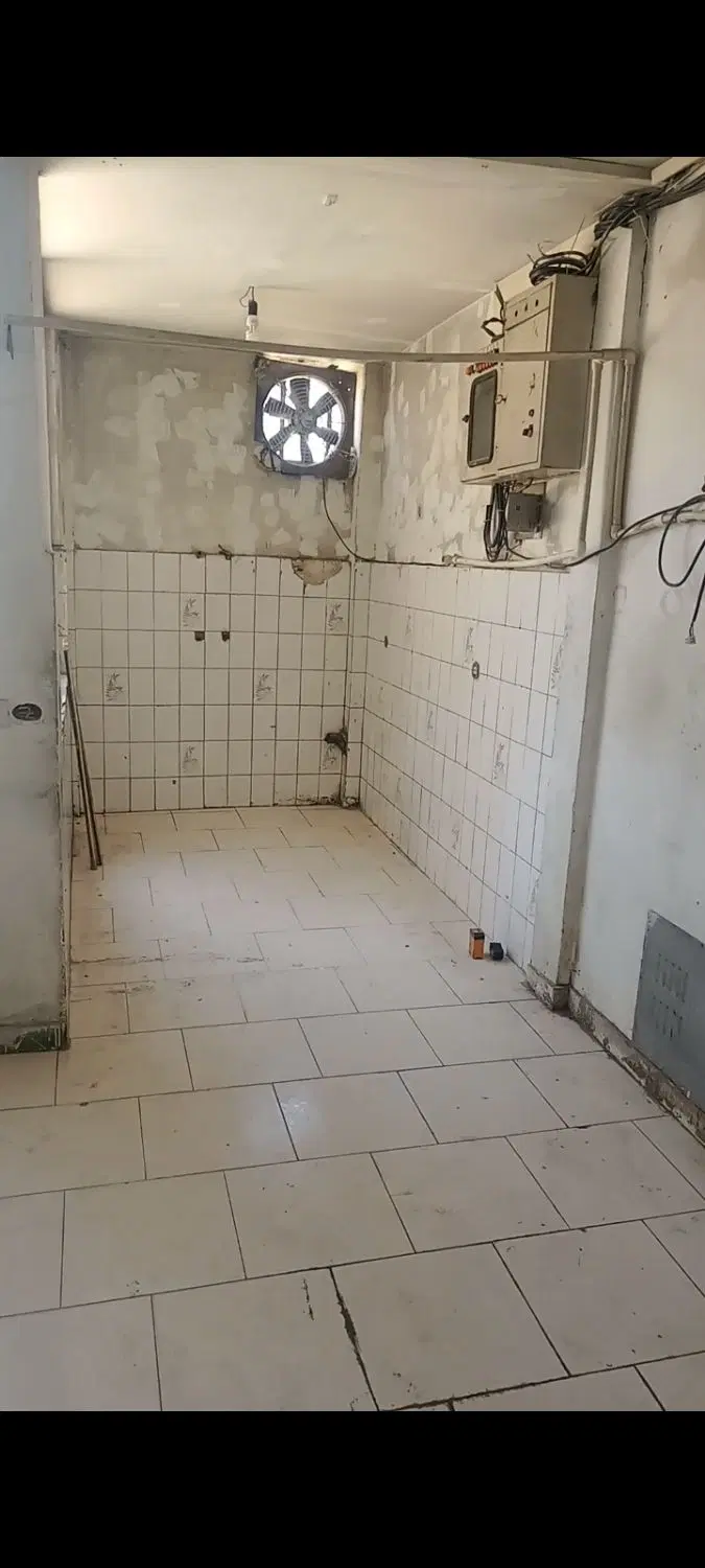 اجاره کارگاه یا انباری در خ مولوی