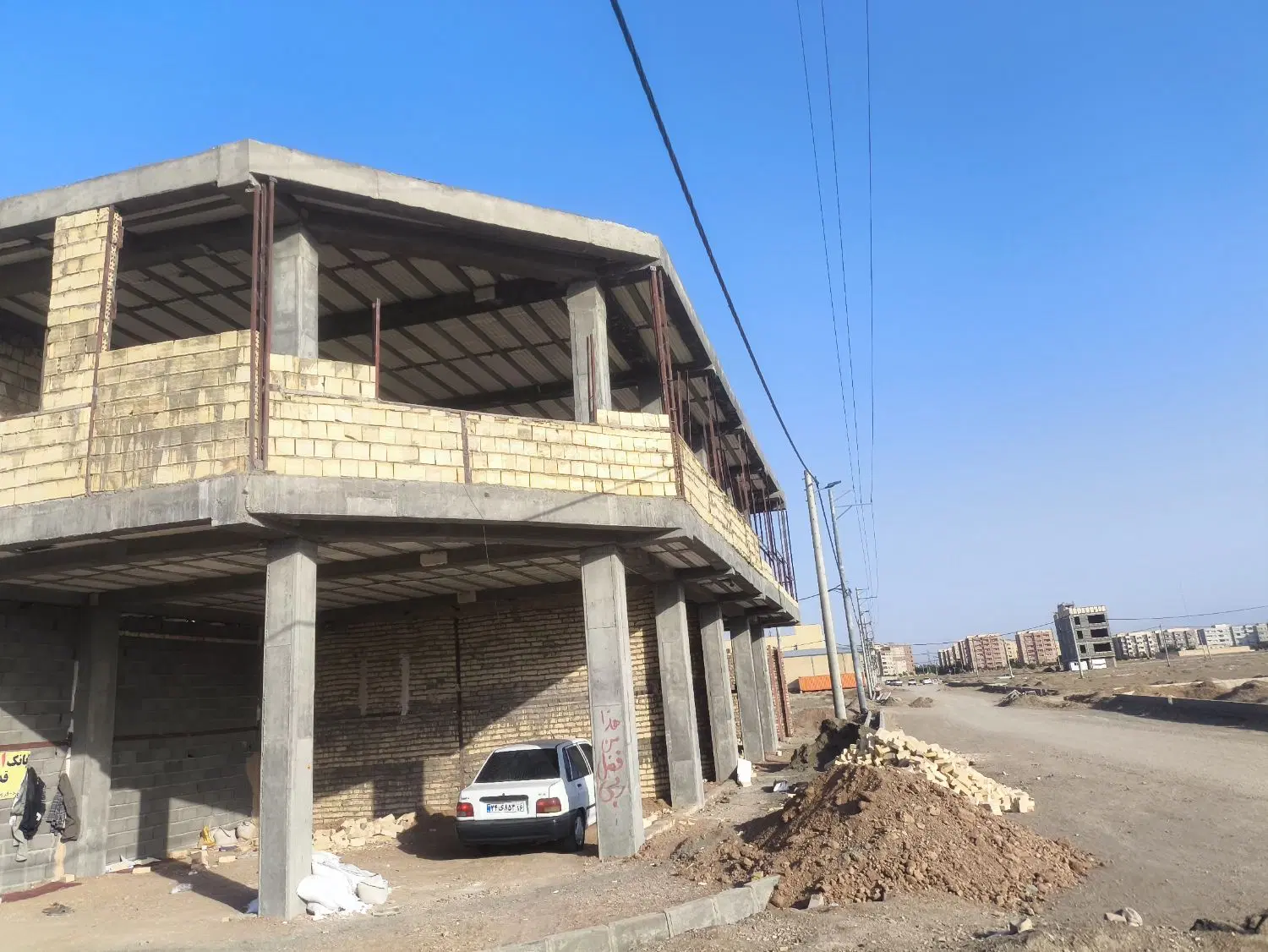 چندین وانبار موجود شد