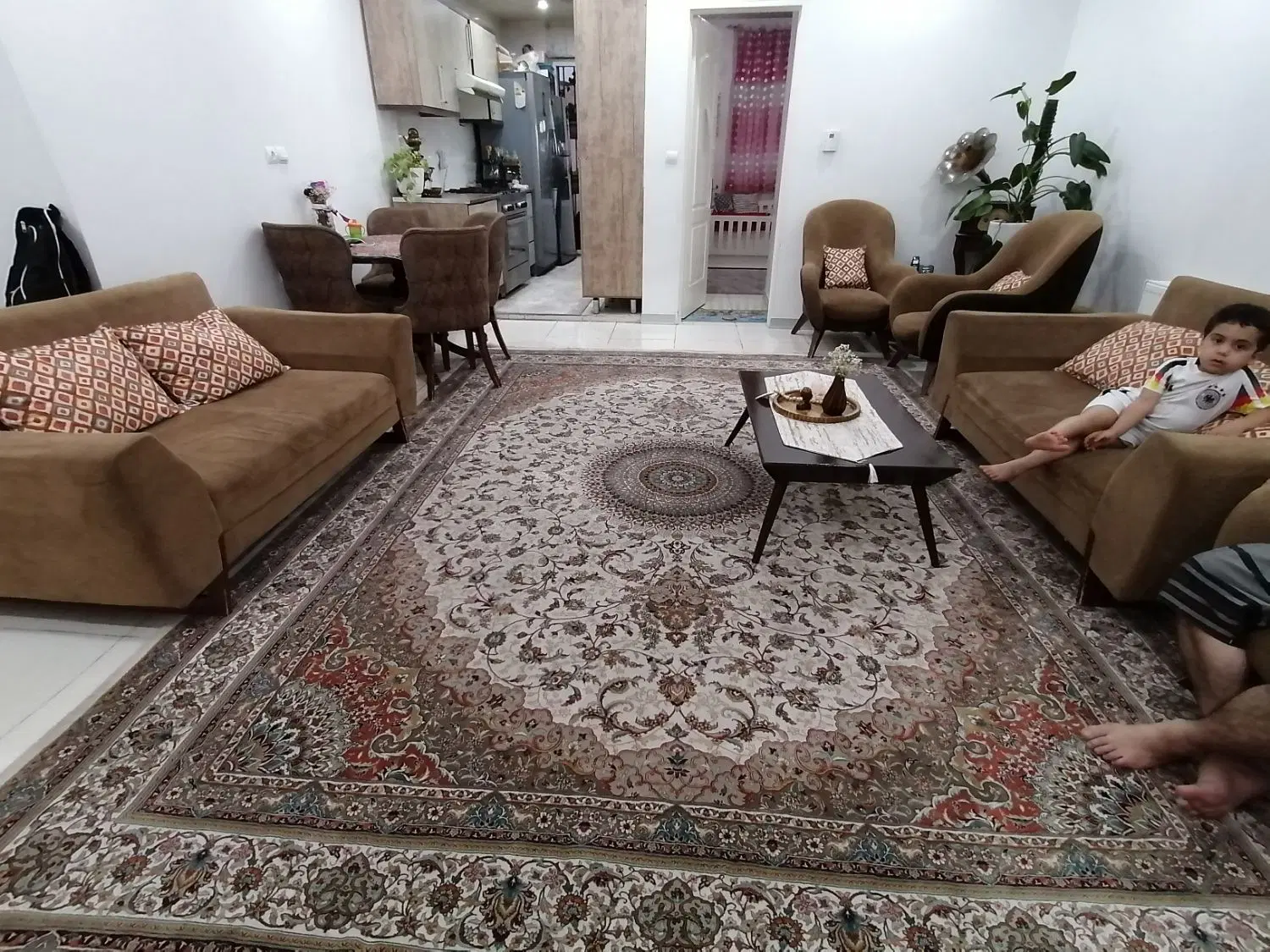 متروکمیل60متر1خ.آسانسورانباری بالکن