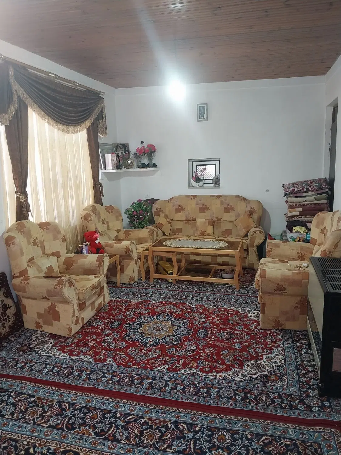 ویلا قدیمی بازسازی شده مرتب باسند