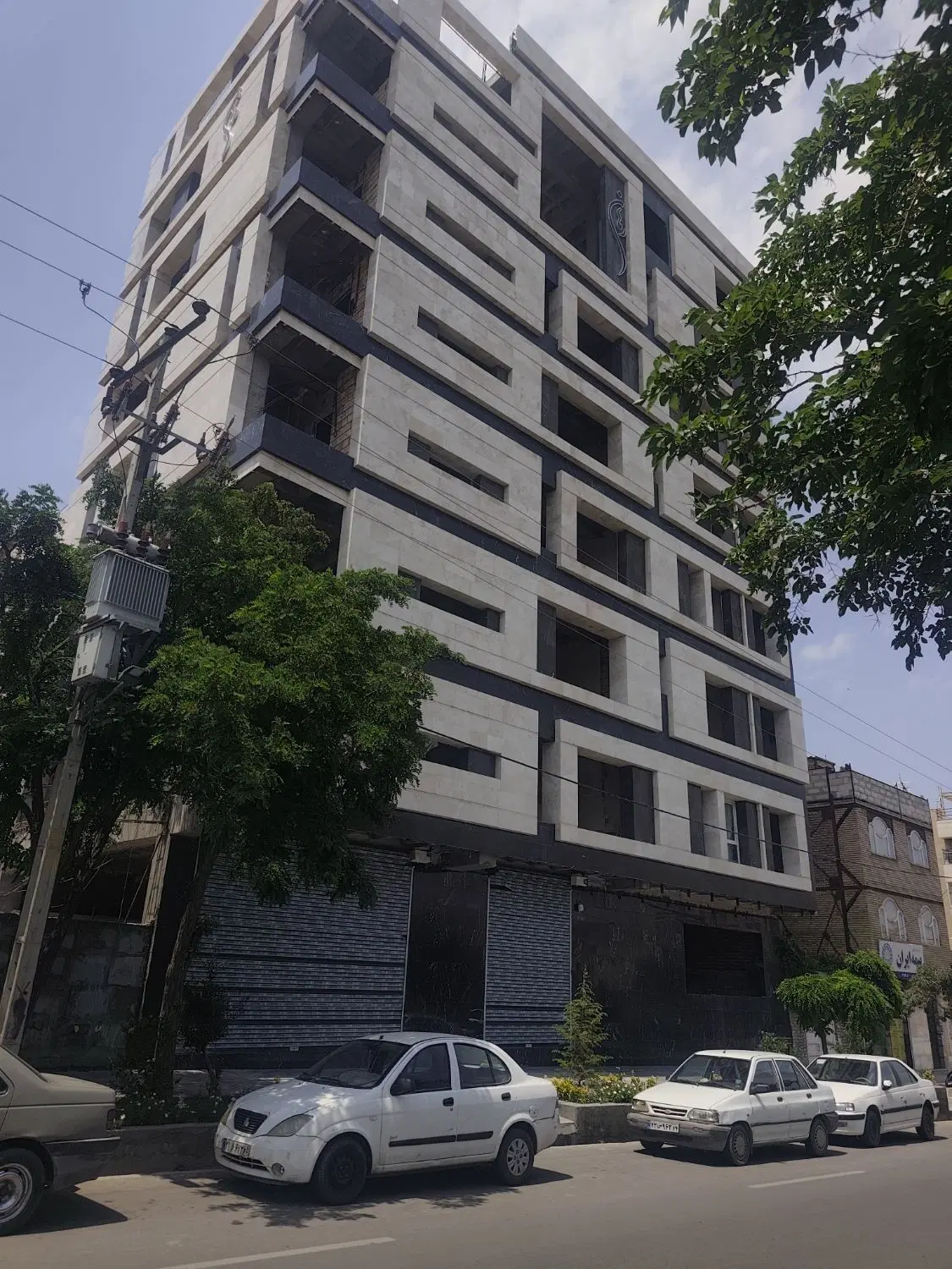 آپارتمان ۱۶۰ متر اول معاد صفر فول برند