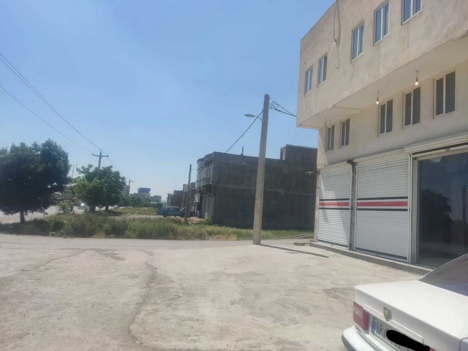 اجاره مغازه سه دهنه برق سه فاز بر ۶۴ متری
