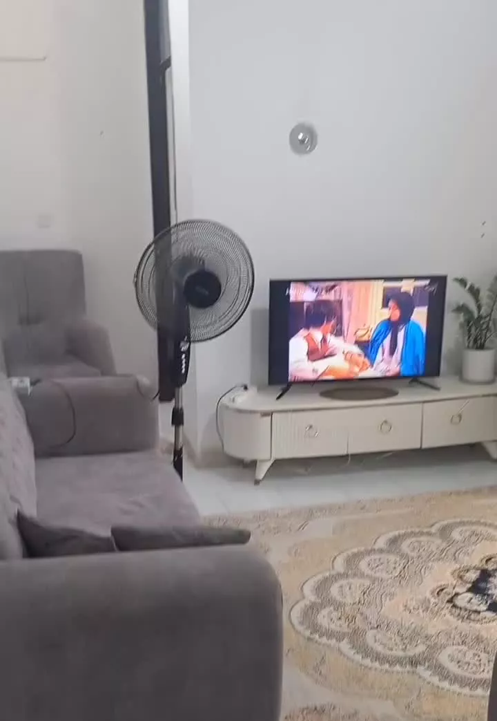 آپارتمان سنددارفروش۵۰متر۱خواب دیانتی مجتمع الغدیر