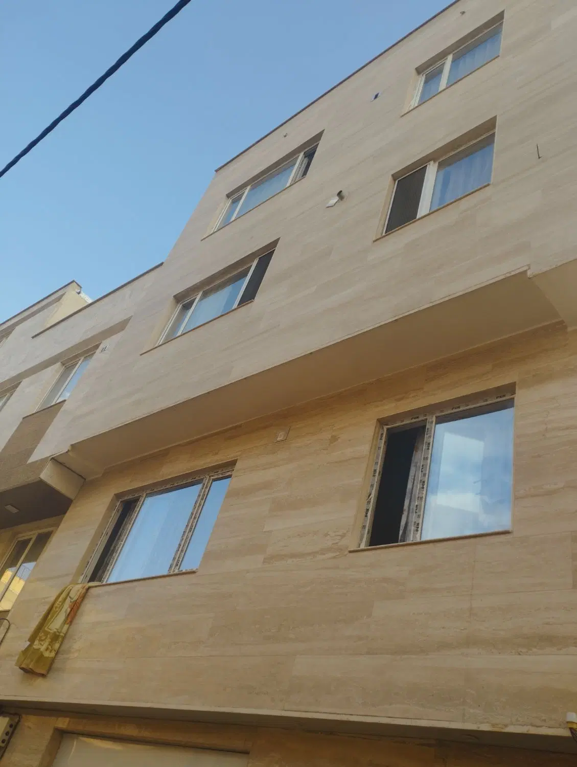 آپارتمان حوالی دروازه ارک