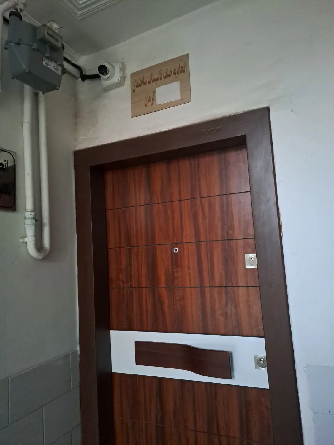 اجاره ملک سر خیابان جهاد ۶۰