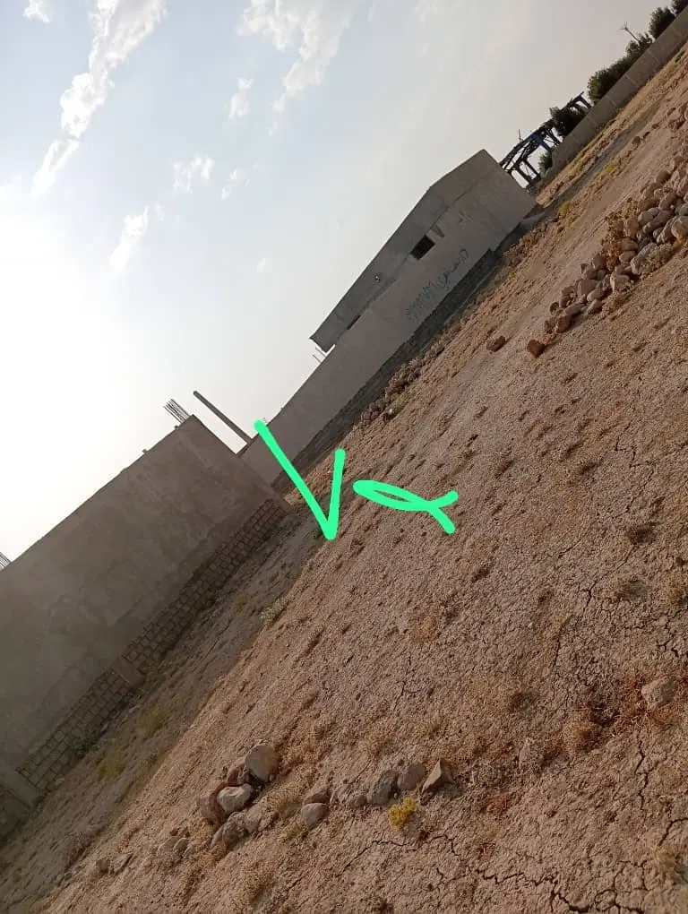 208متر زمین مسکونی درقله تل