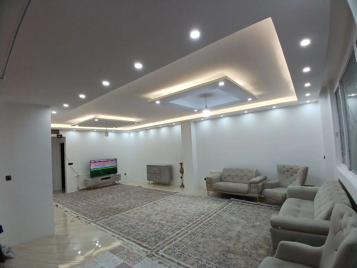 اجاره آپارتمان 106 متری طالقانی 2