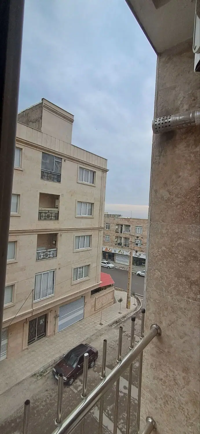 واحد ۹۰متری شهرک قدس ۱۶متری فاز ۲ خ حافظ