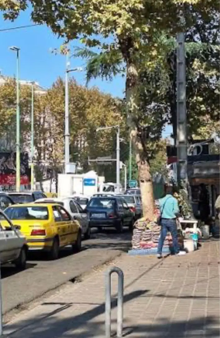 فروش ملک تجاری در چهار راه گلسار