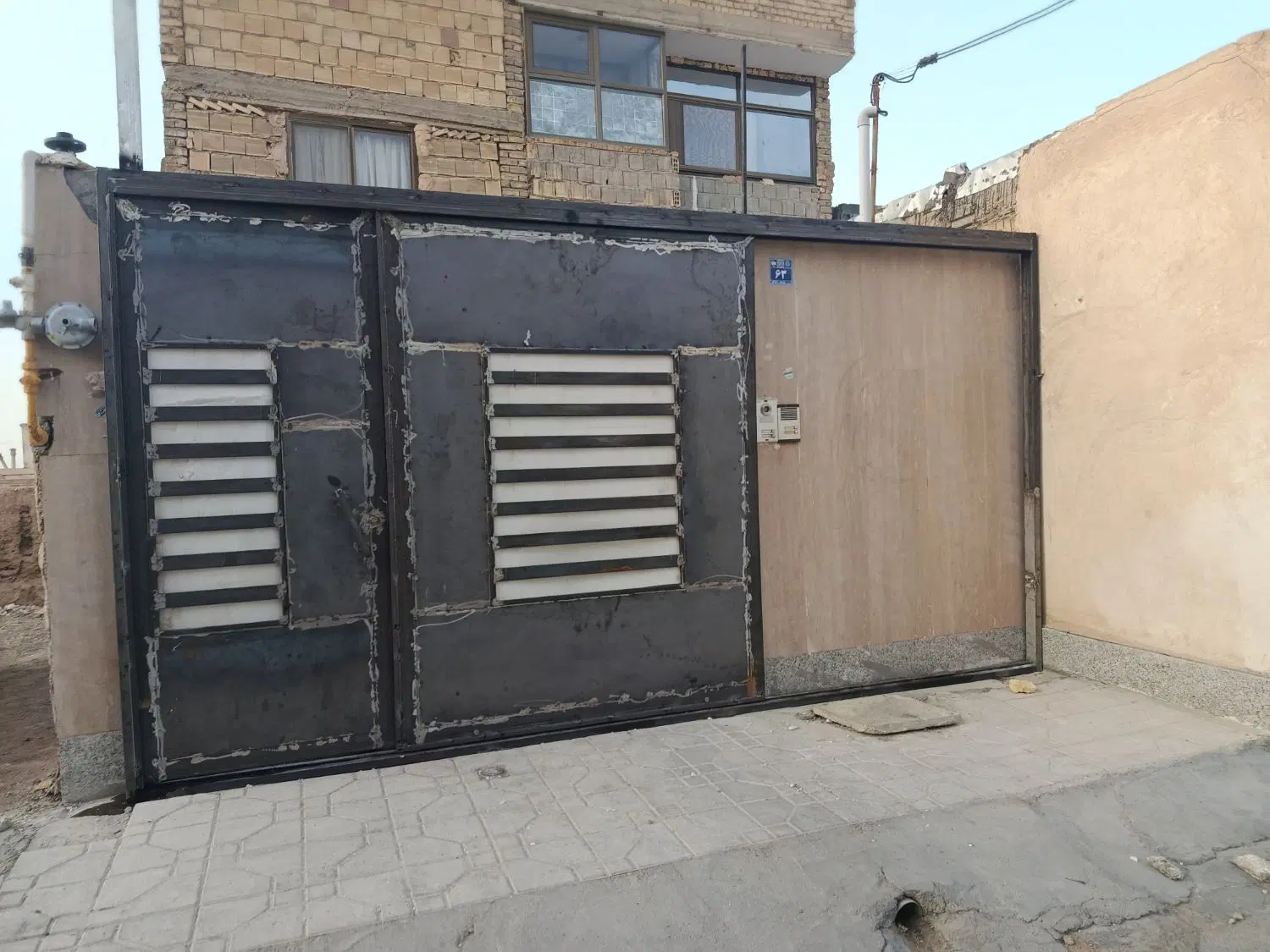 منزل مسکونی