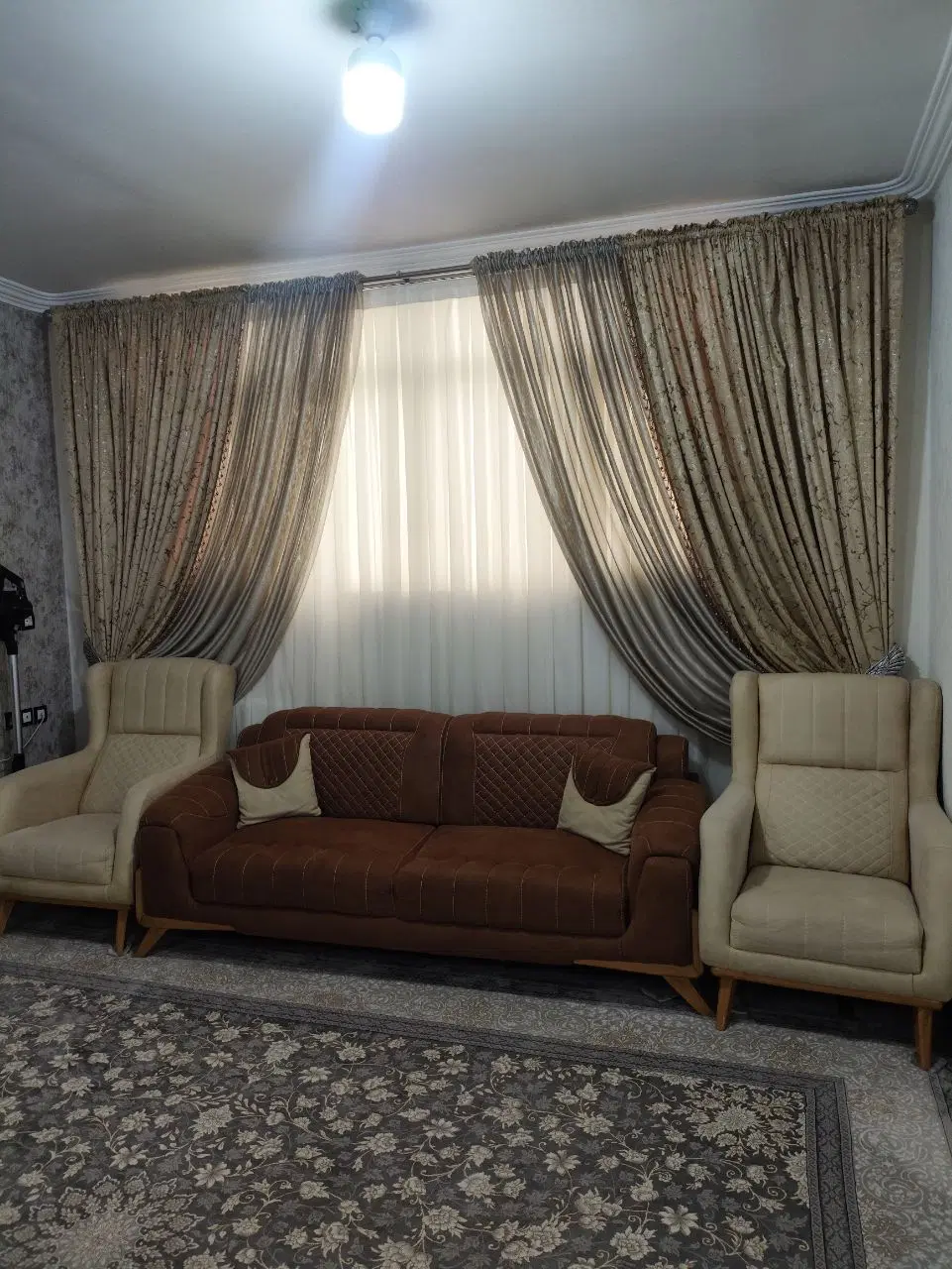 اجاره واحد 22 بهمن