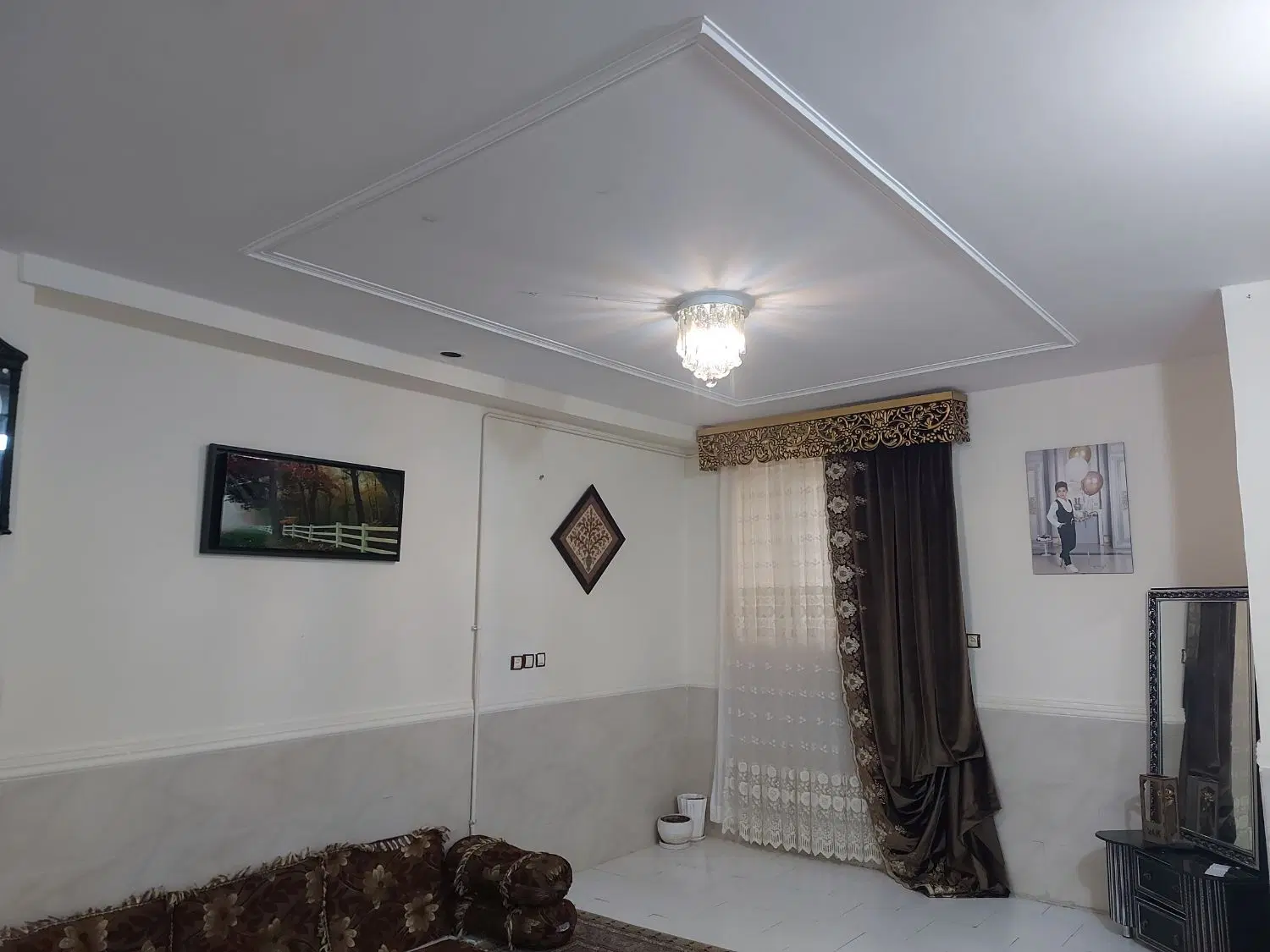 واحد ۹۰متری حاجی اباد