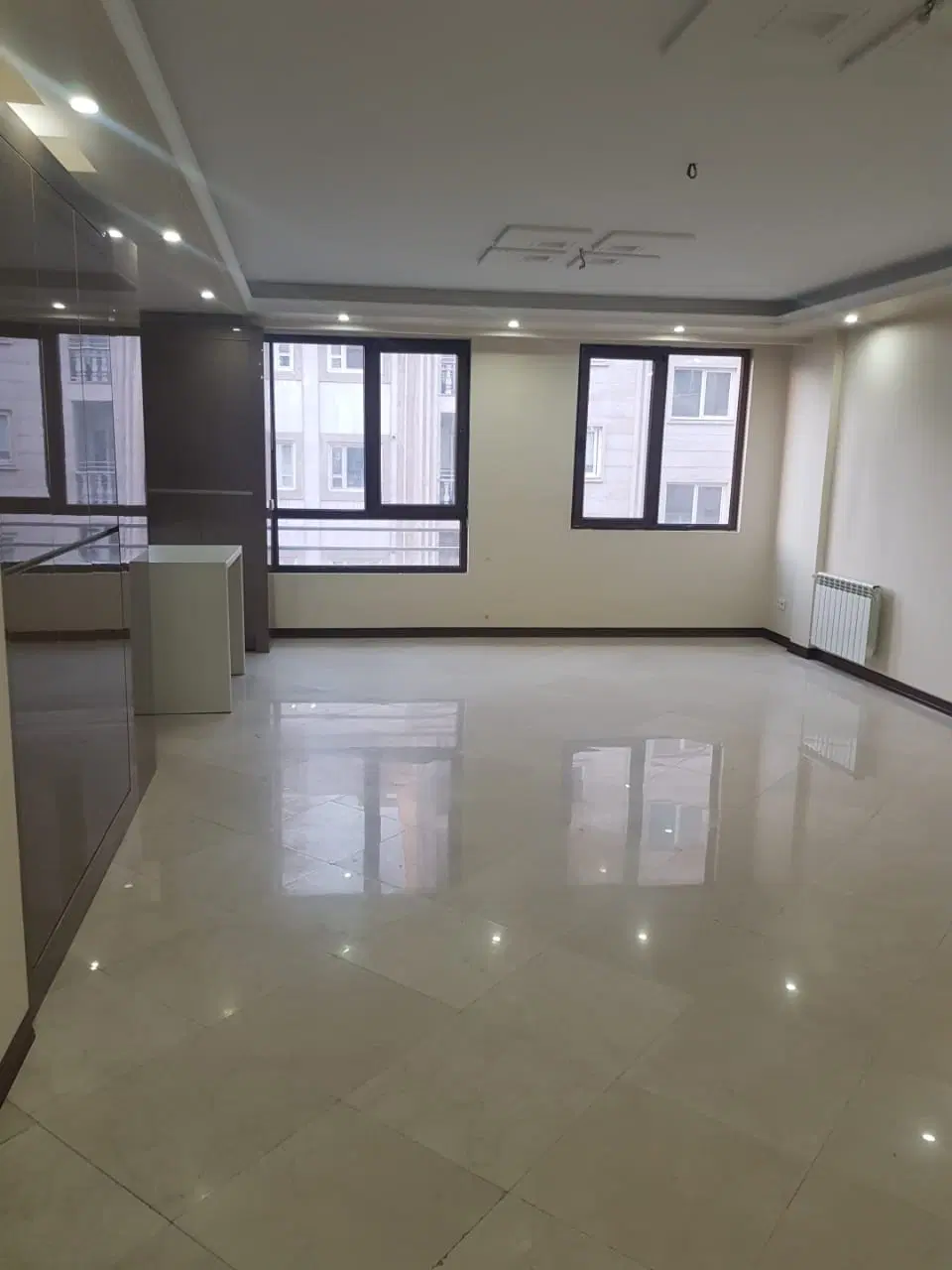 ۹۵ متر تکواحدی  فول امکانات