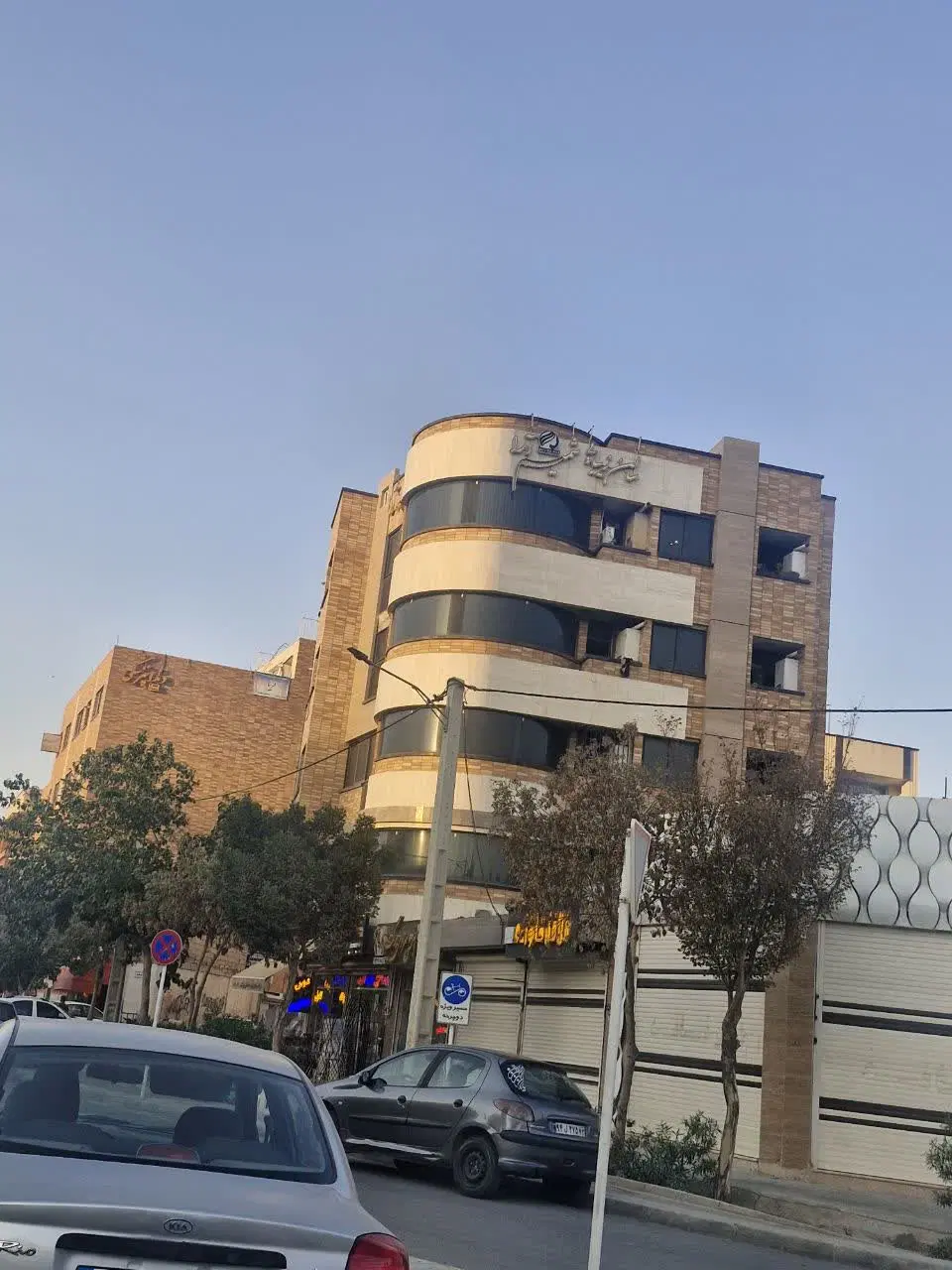 دفتر اداری آماده فعالیت ،مناسب مشاغل مختلف
