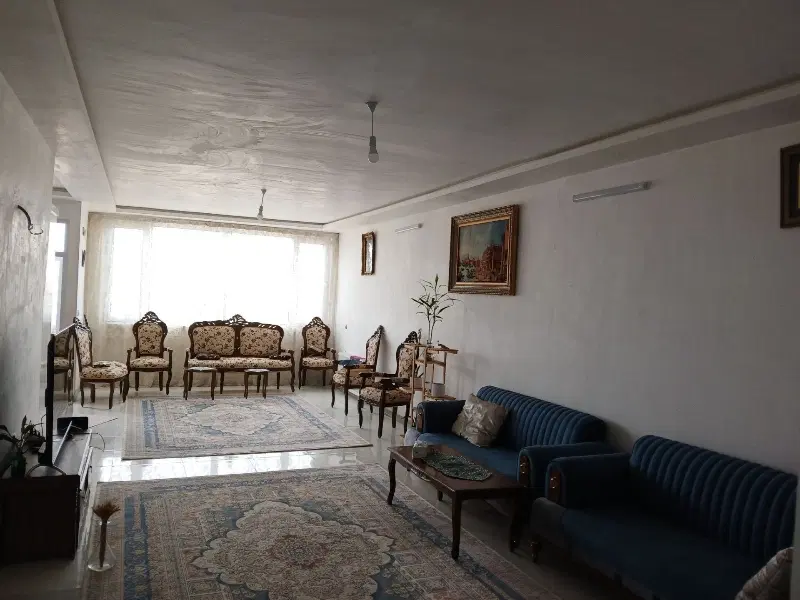 ۹۵ متر نوید ۴ با پارکینگ