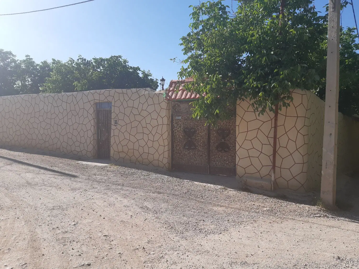 خونه باغ شیک درروستای کلاته نقی