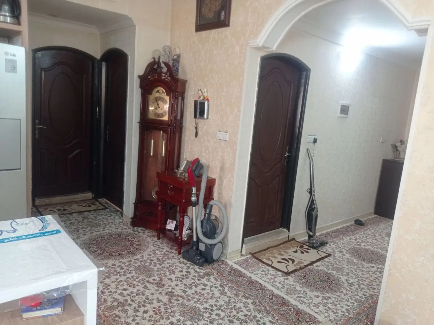 فروش۸۰متری_بهترین لوکیشن الهیه_شخصی ساز کم واحد