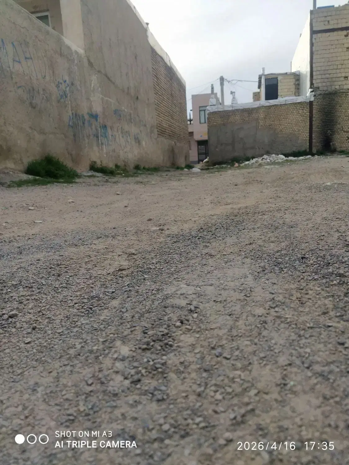 زمین مسکونی