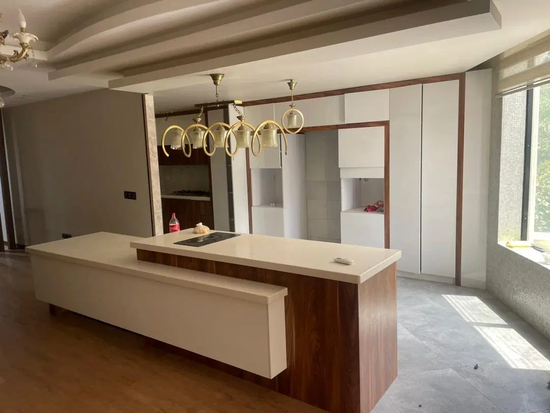 آپارتمان لاکچری تاپ لوکیشن گیلاوند