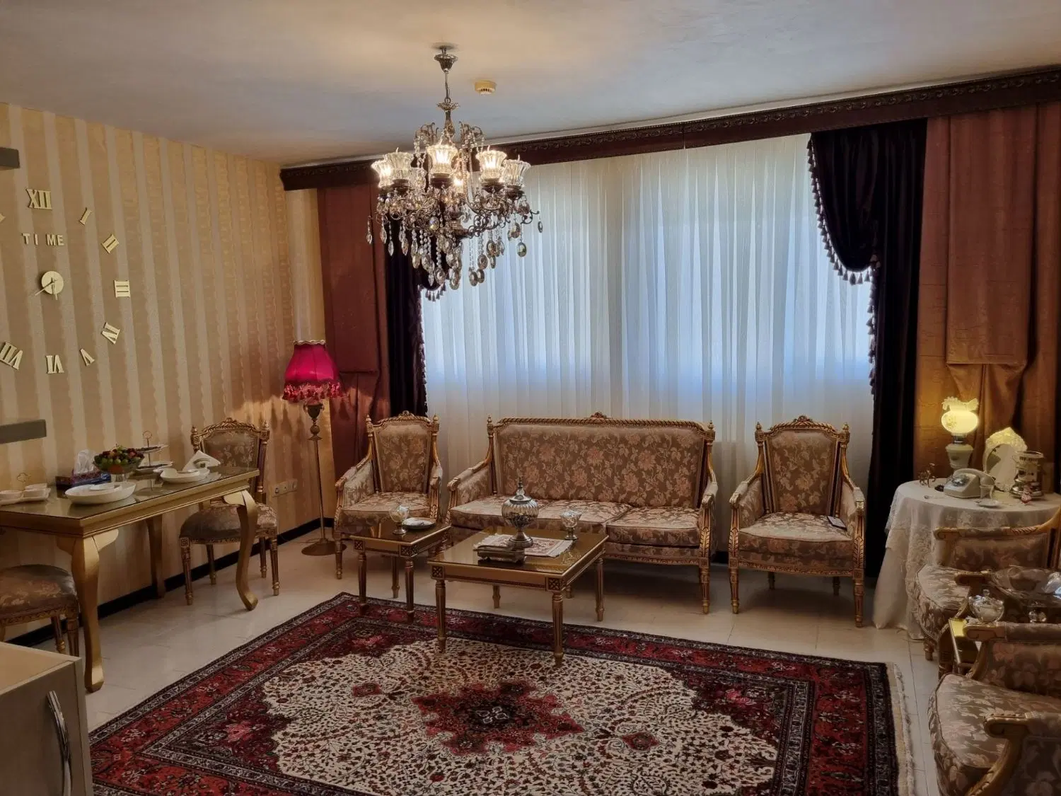 آپارتمان در خیابان اصلی فاز3 سهند