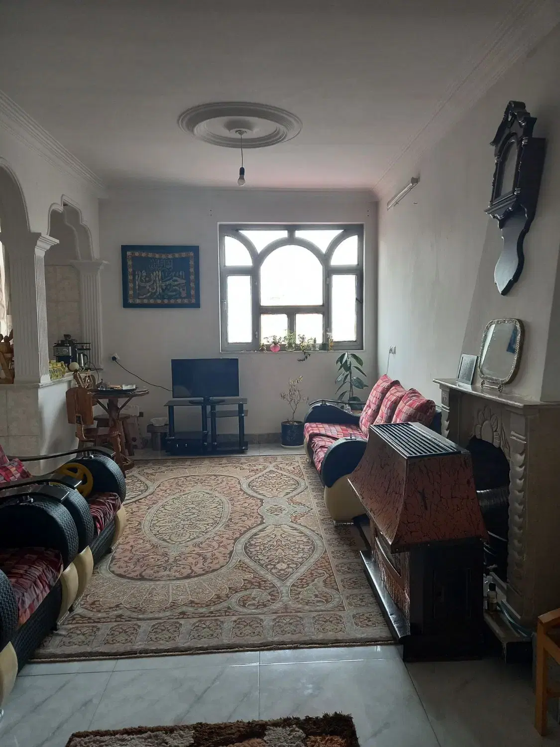 آپارتمان ۷۰ متری تمیز ومرتب، فدک(توس۱۵)