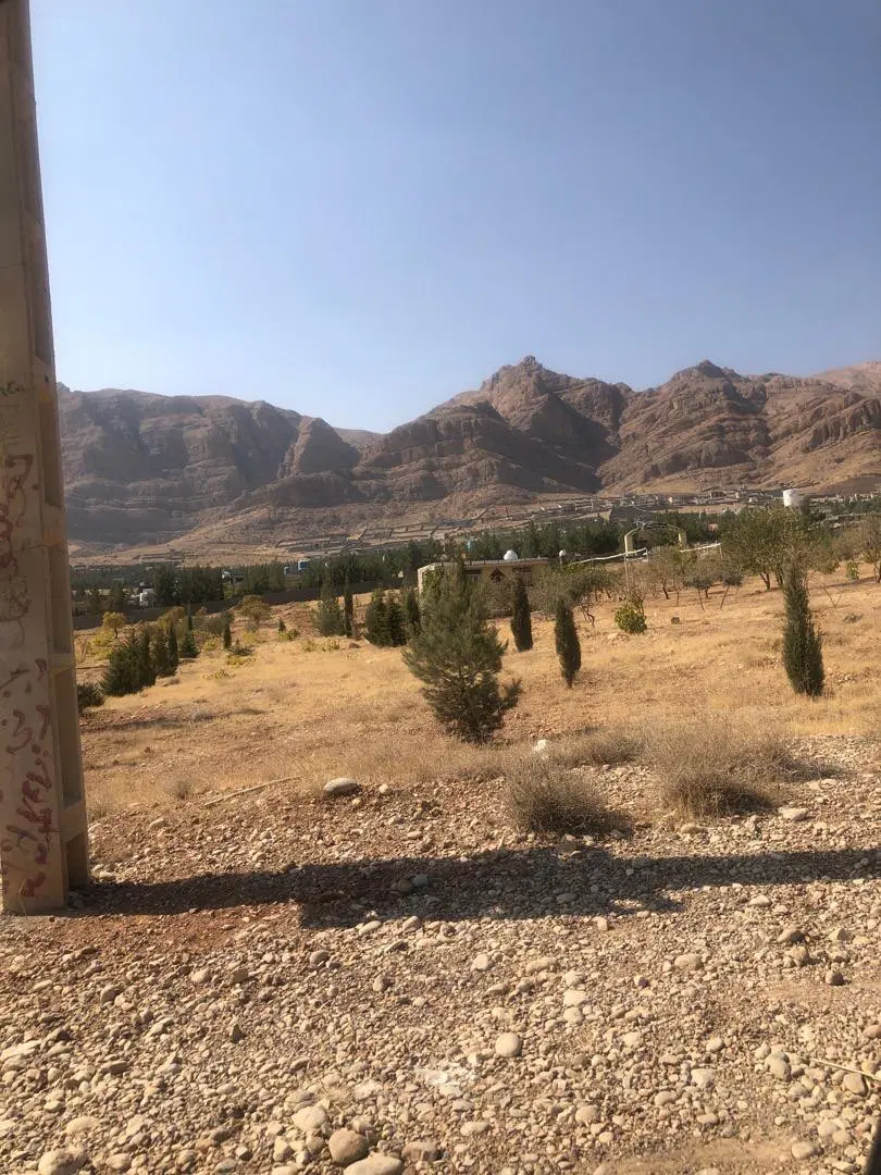۸۰۰ مترزمین مستثنیات تپه سبز قلات . ۷ پزشکان
