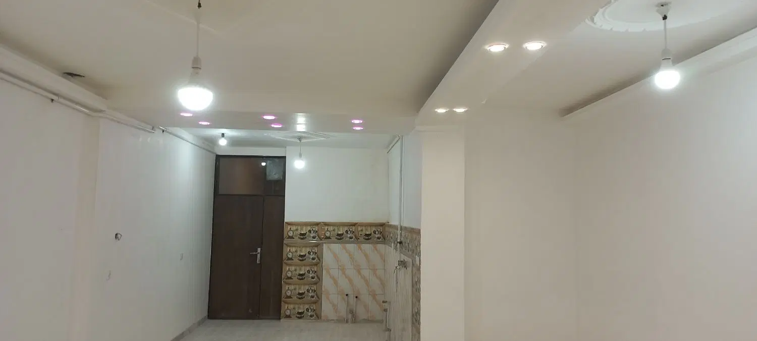 اجاره خانه همکف ۱۱۰متری ابتدای کوچه ۶خ حکیم