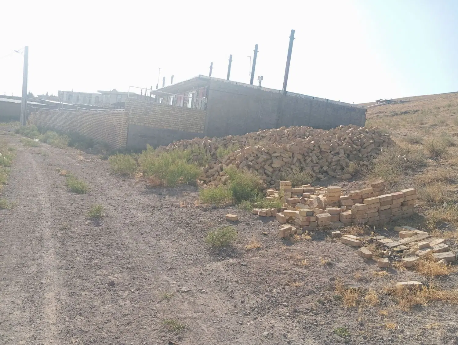 زمین مسکونی