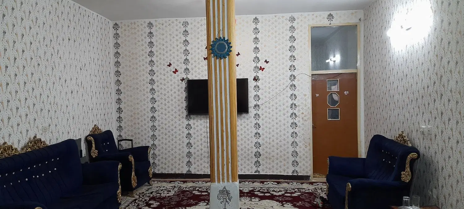 اجاره خانه طبقه همکف به مساحت۸۰ متر دره گرم