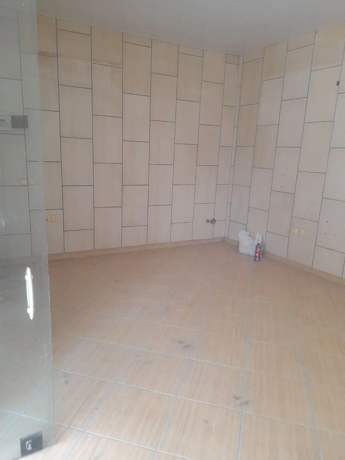 مغازه گلسار  حاشیه اصلی دیلمان ۲۵ متری