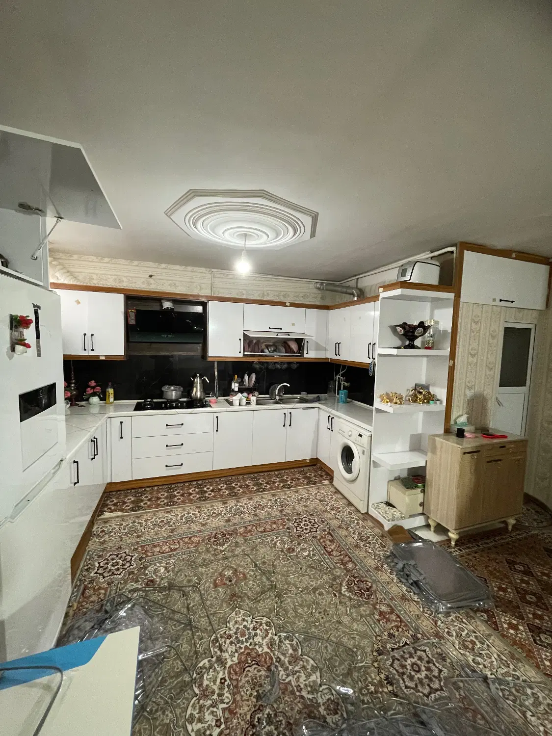 آپارتمان توس۷۷ دو نبش ۸۵متر نوساز