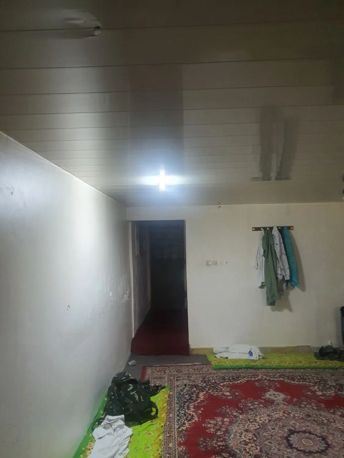 خانه ۶۵متر اشپزخانه تمام کابینت واتاق خواب حمام