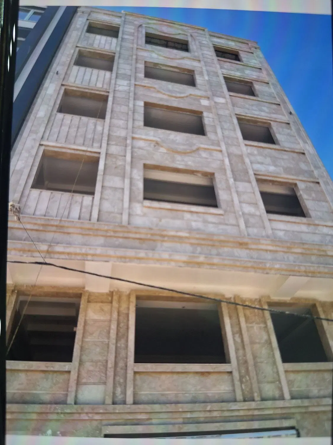 فروش واحد مسکونی نو ساز 200 متری