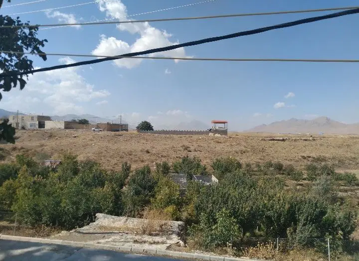 زمین فروشی