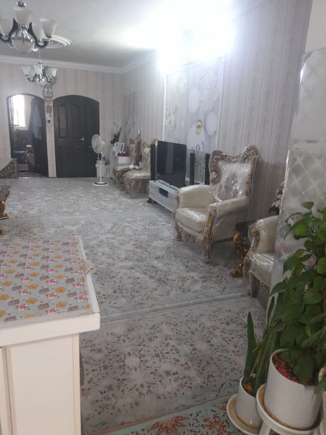 آپارتمان فروشی فوری طبقه دوم ۳و۲۵۰ چراغچی ۹