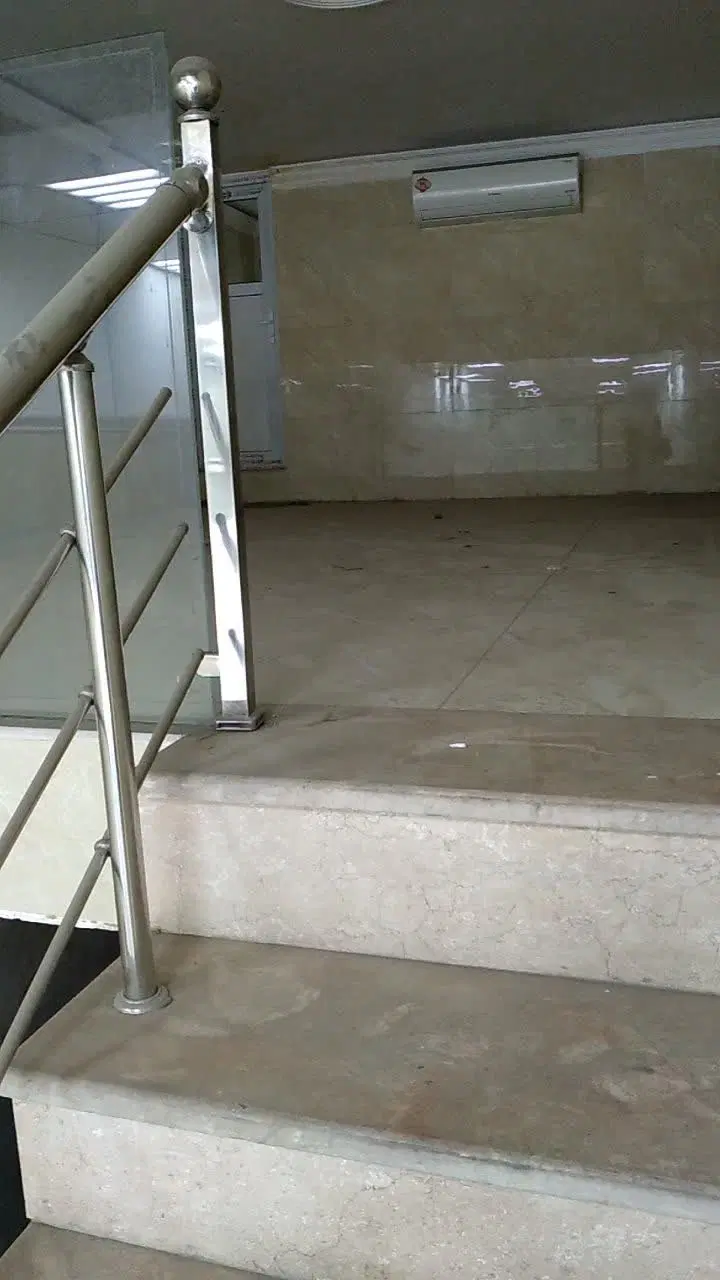 مغازه ۱۳۷متر بهر خیابان اصلی ادران شهریار