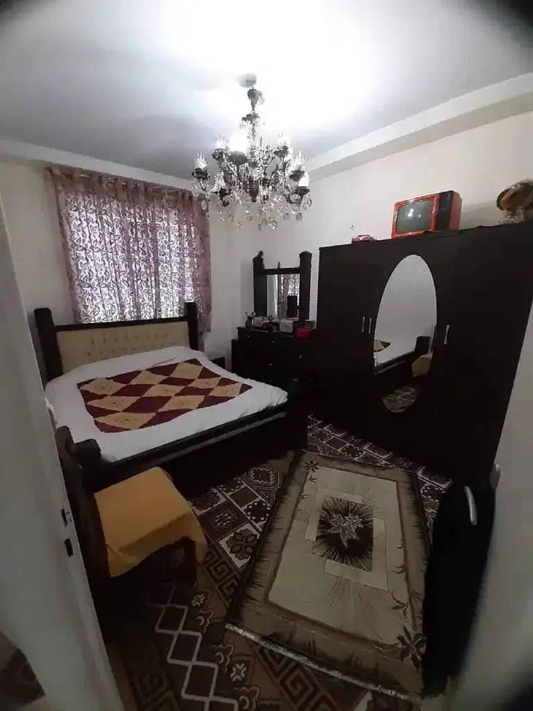 آپارتمان ۸۴ متر بر آذر غربی (میرزایی)