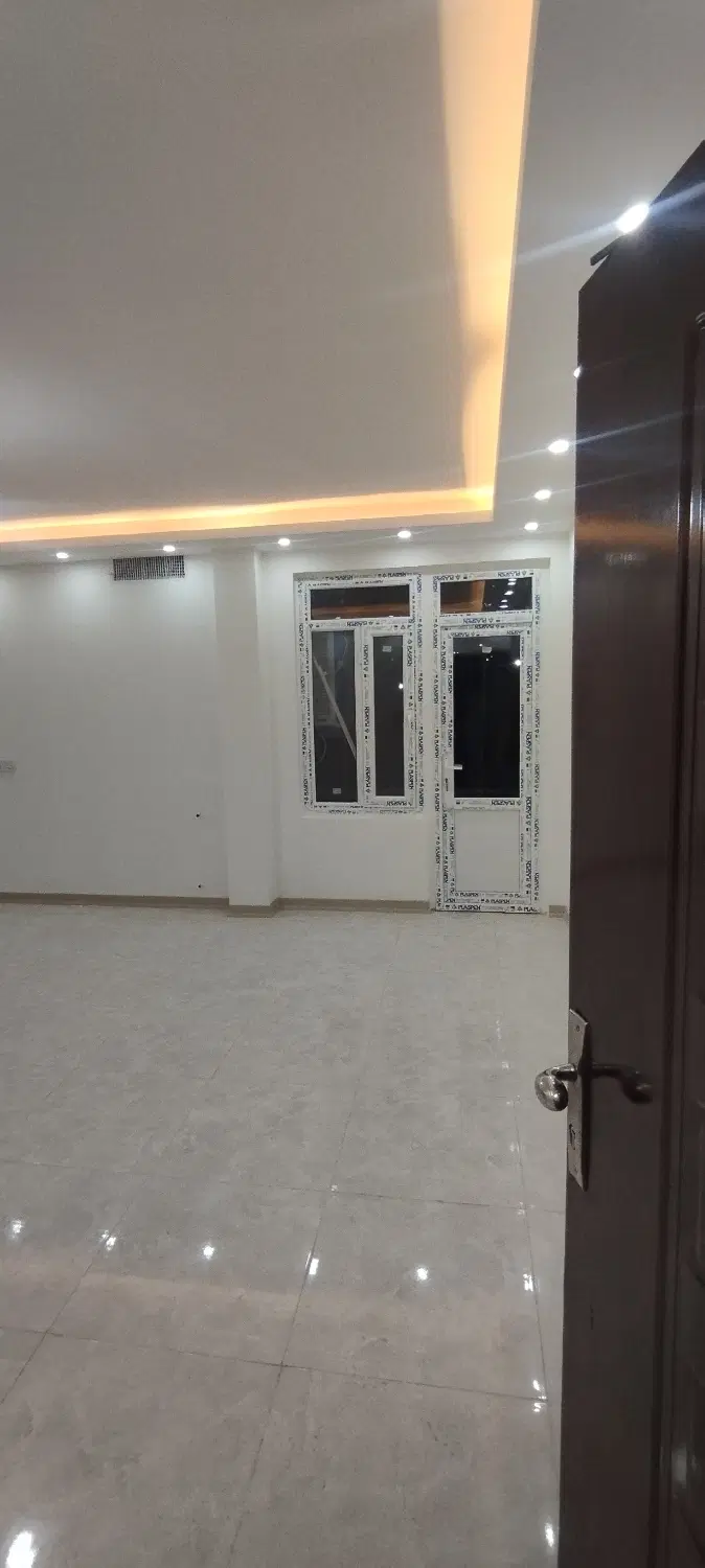 رهن و اجاره یک واحد بازسازی شده در هشتگرد