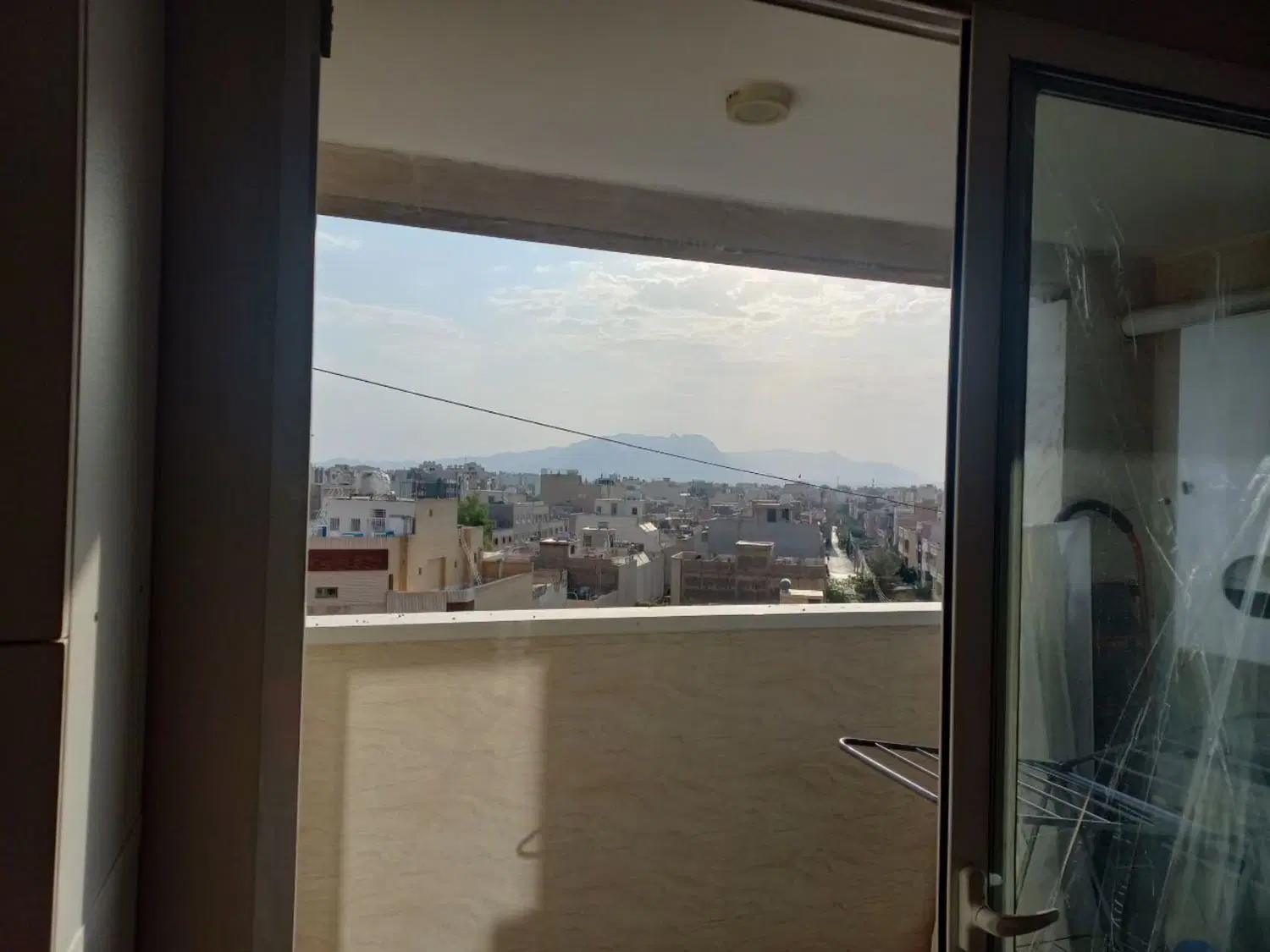 آپارتمان مسکونی سه خوابه طبقه پنجم