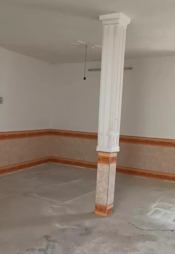خانه ویلایی قلب کنگاور وسط بازار
