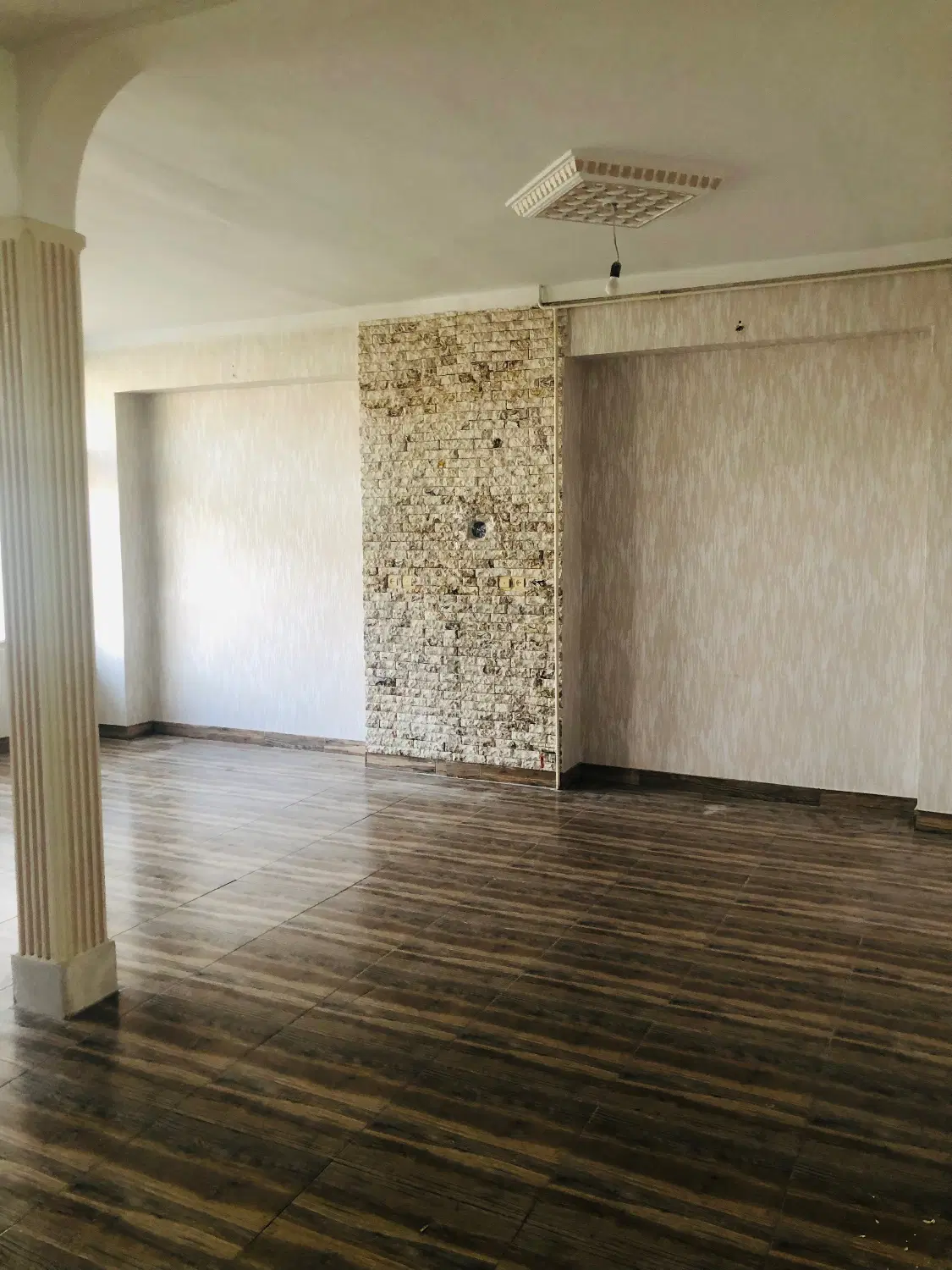 اجاره واحد مسکونی، طبقه اول، بازسازی‌شده