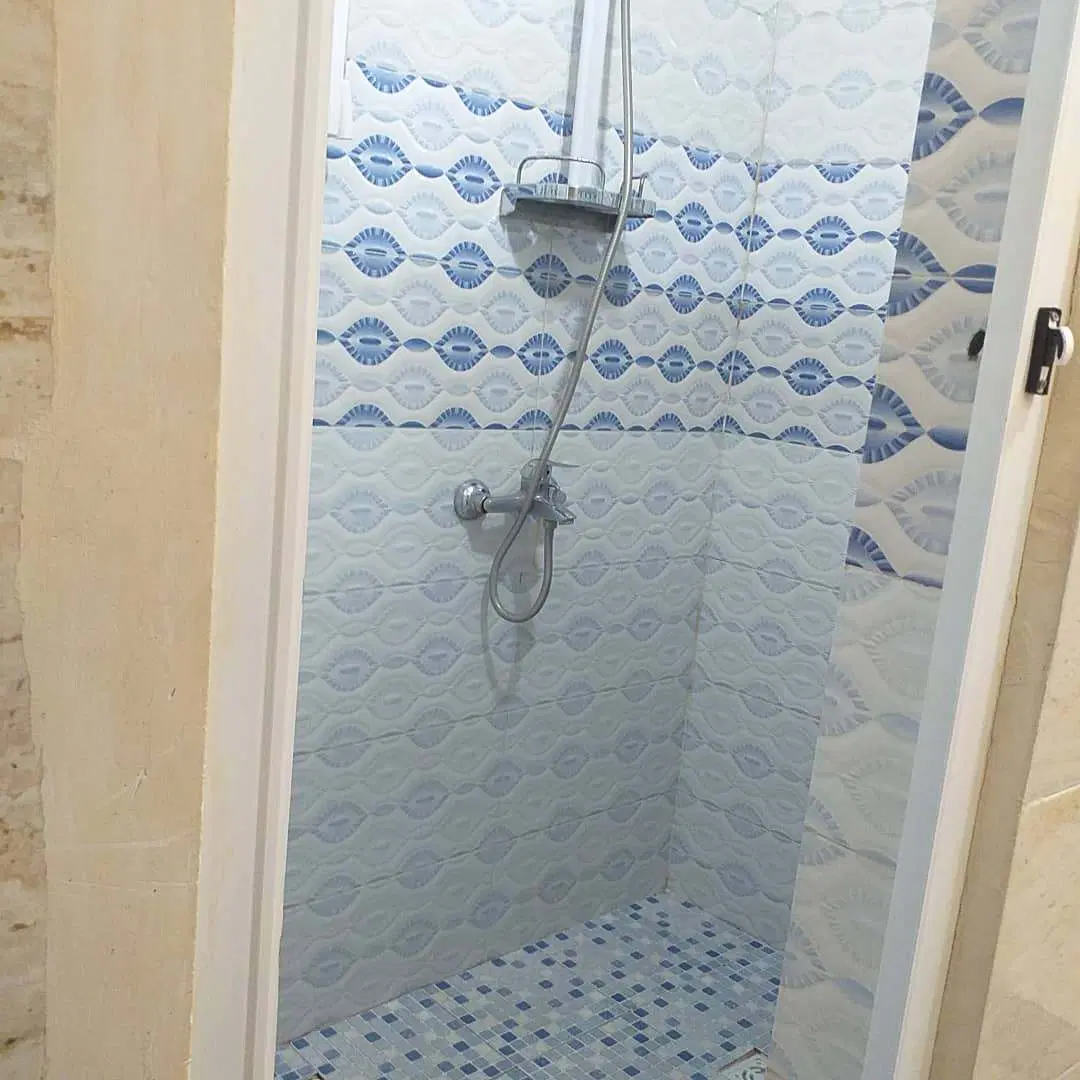 زیرزمین ۶۰ متری کاملا سرامیک شده مسکونی و تجاری