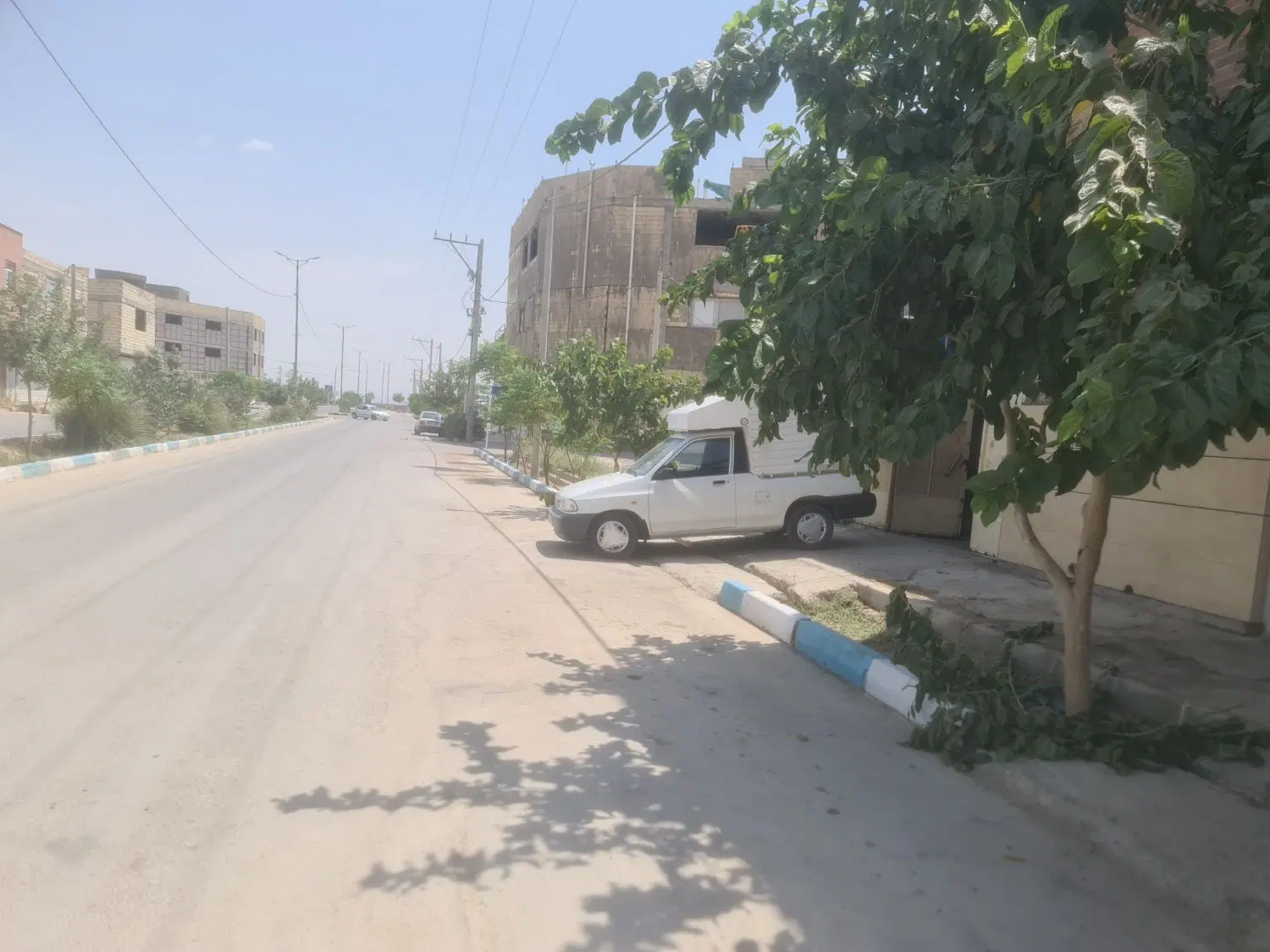 مغازه فروشی ۹۰متر