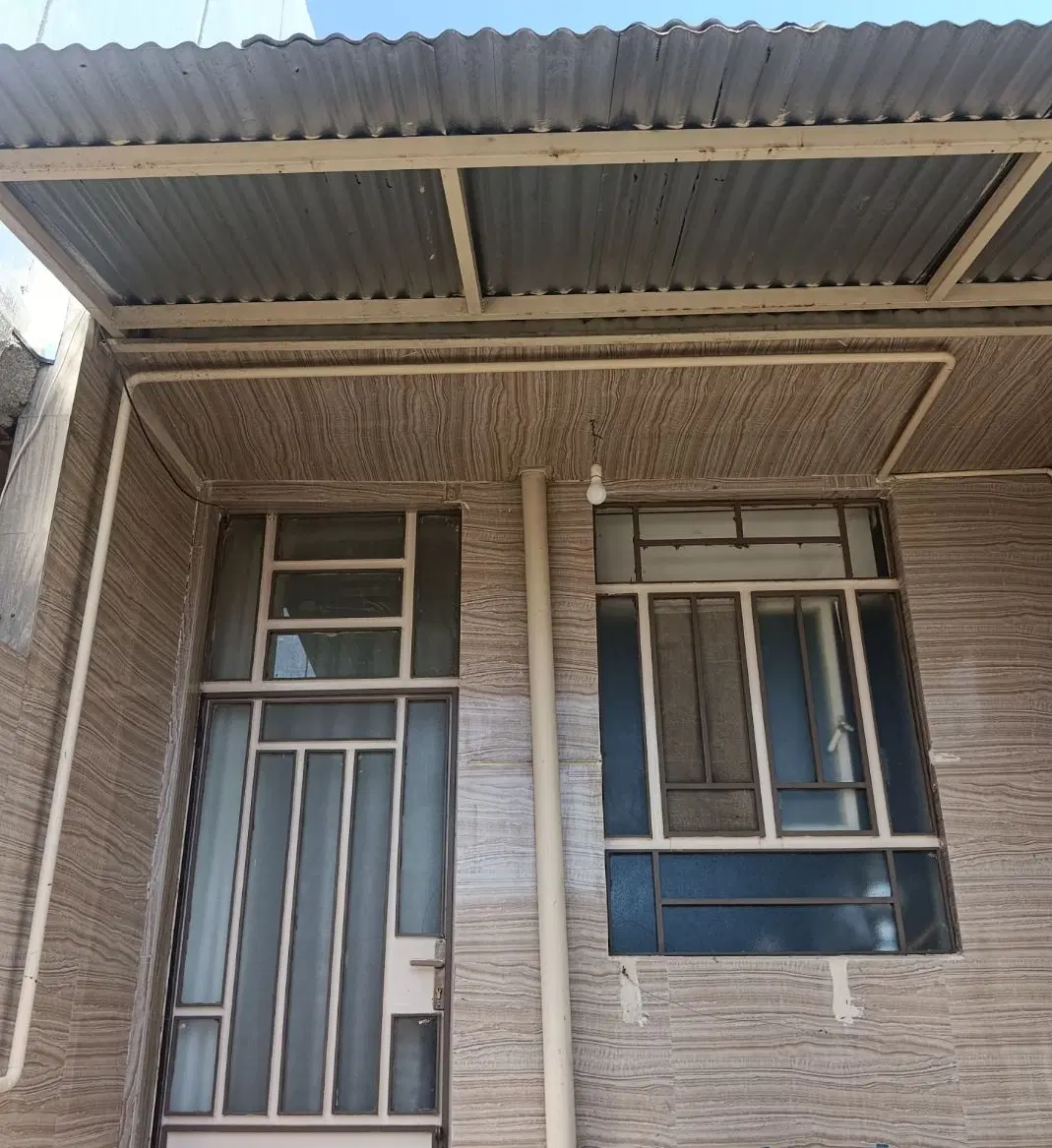 ویلایی ۷۳ متر دره گرم