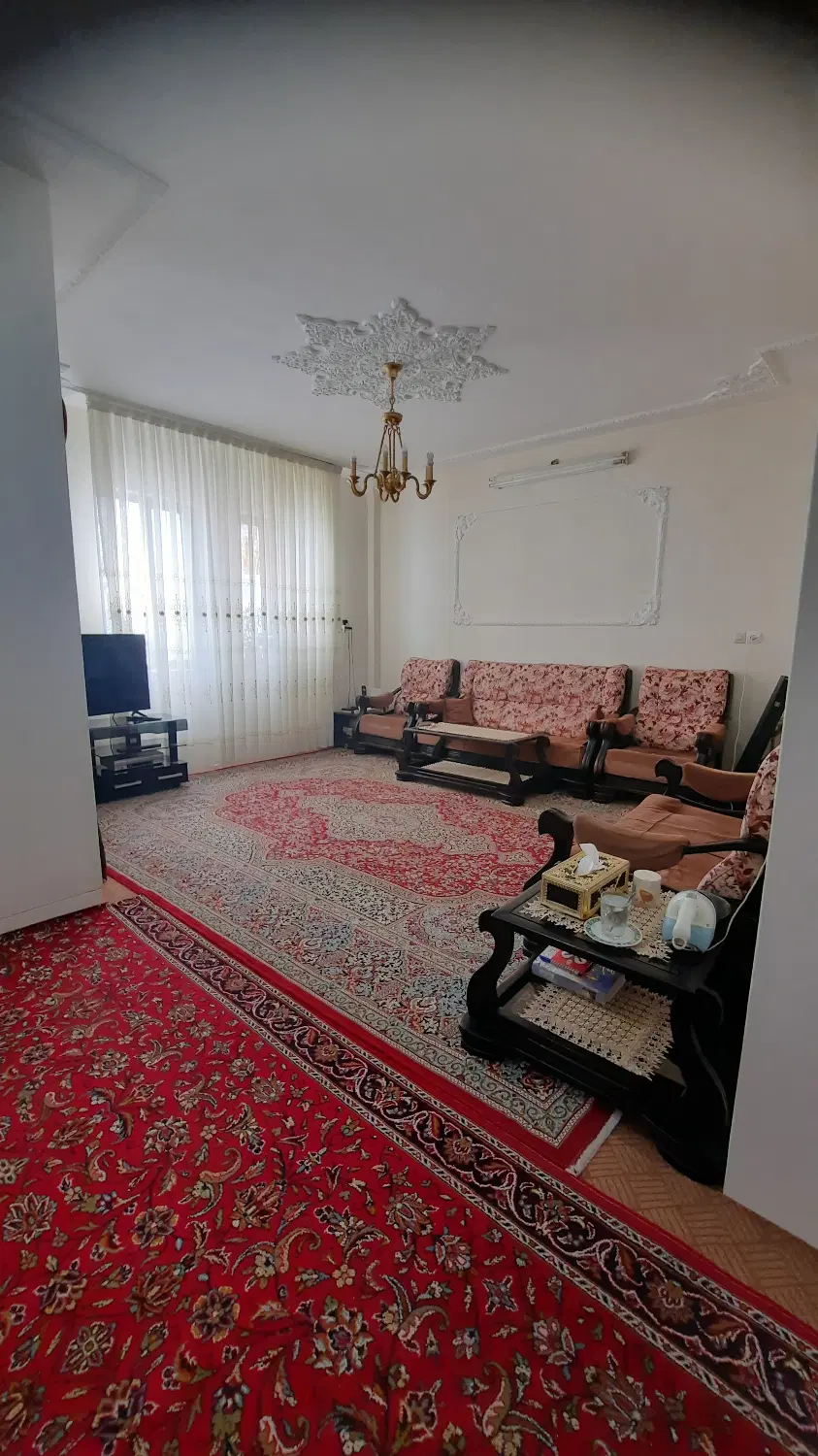 آپارتمان انتهای ورزش