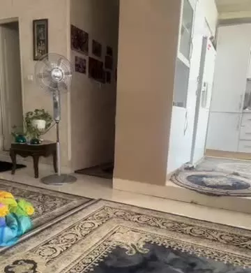 ۹۰ متری