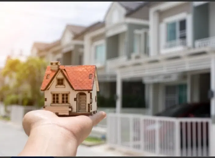 قرچک گلها گلها ۲۱ زمین سومین قواره از سمت راست