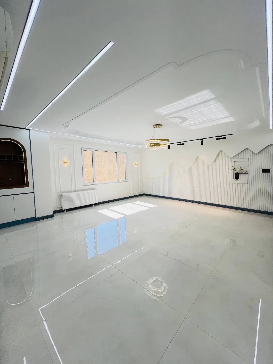 ۸۸ متر سالن پرده خور ، ۲ خواب‌بزرگ
