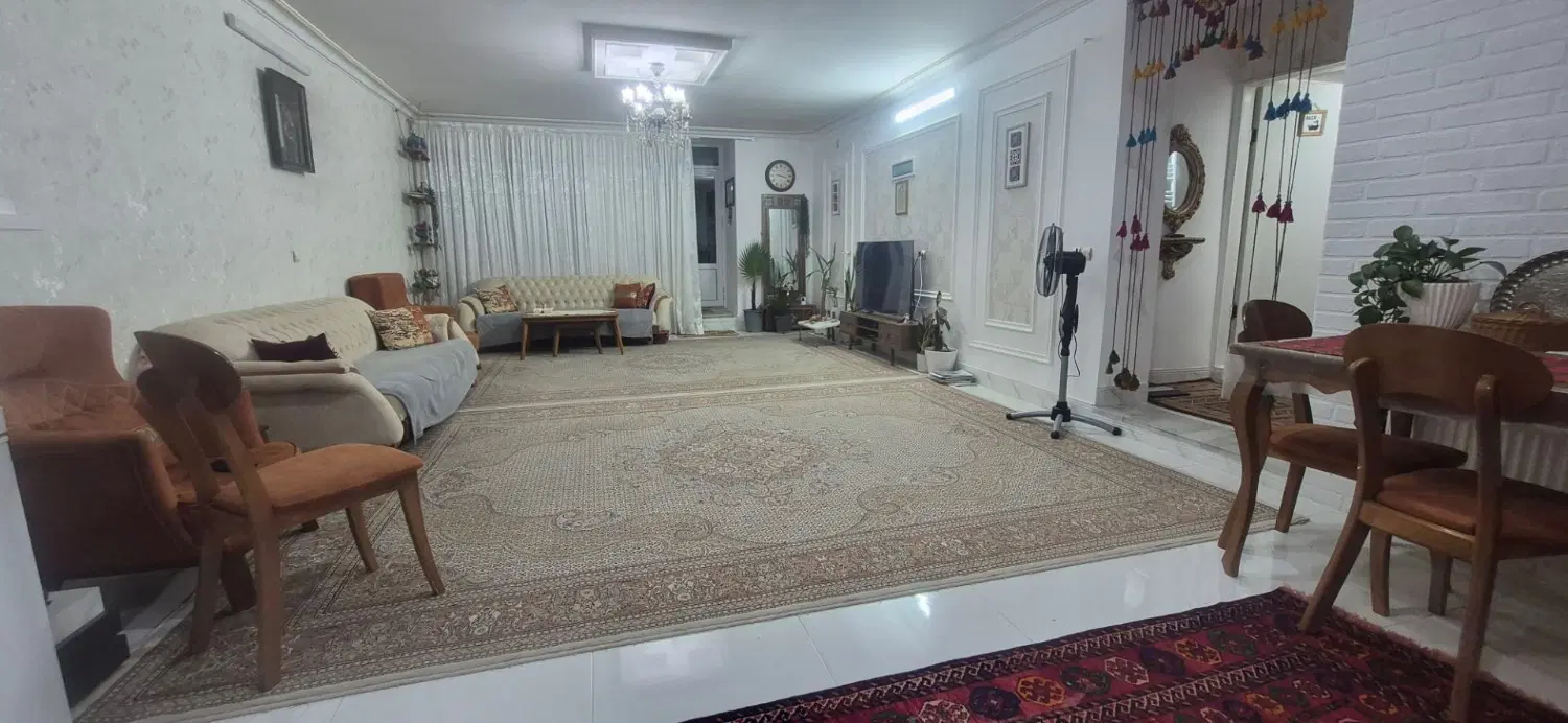 همکف _ ورودی مجزا _ ۲ خواب _ شهرک جانبازان