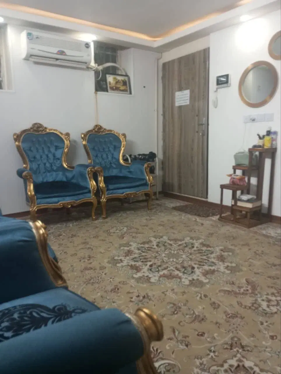 همکف ۵۰ متری شیک و تمیز